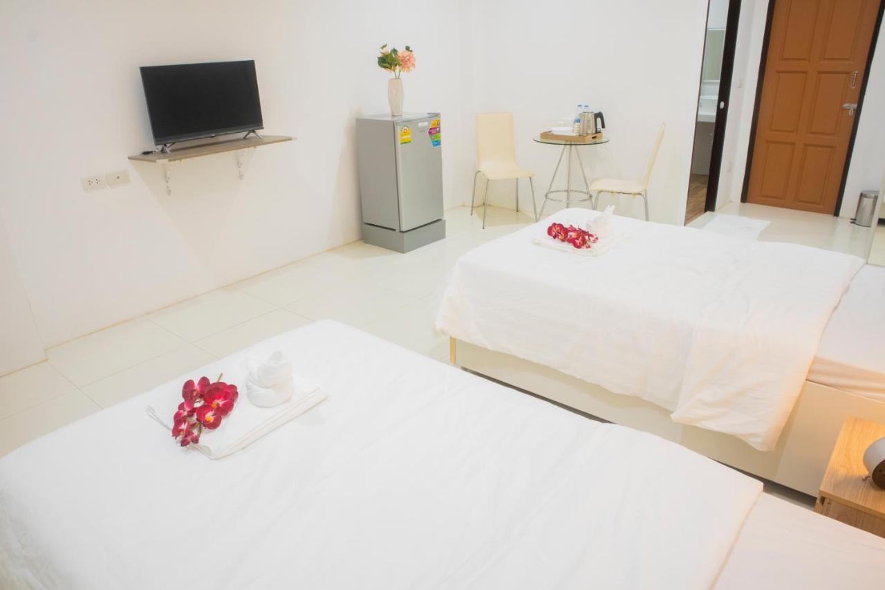 Ferienwohnung ตะวันแมนชั่น Ban Na Khua Exterior foto