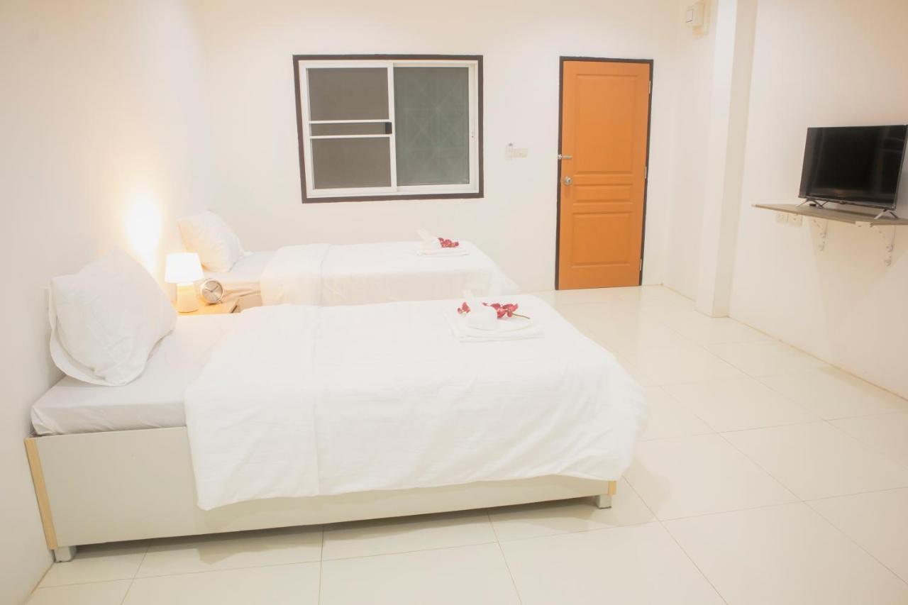 Ferienwohnung ตะวันแมนชั่น Ban Na Khua Exterior foto