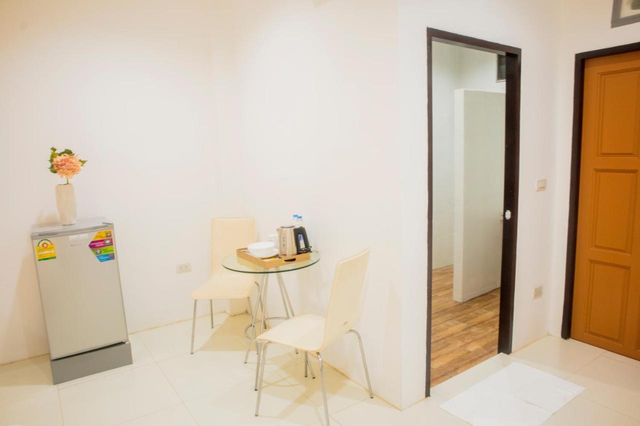 Ferienwohnung ตะวันแมนชั่น Ban Na Khua Exterior foto